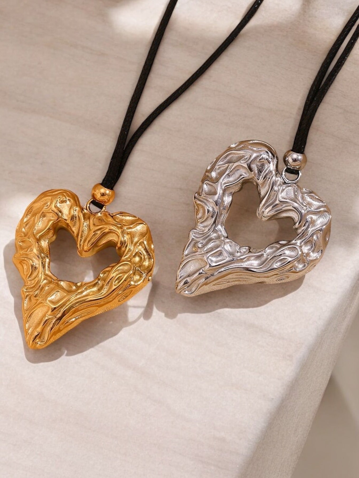 Kardia heart necklace