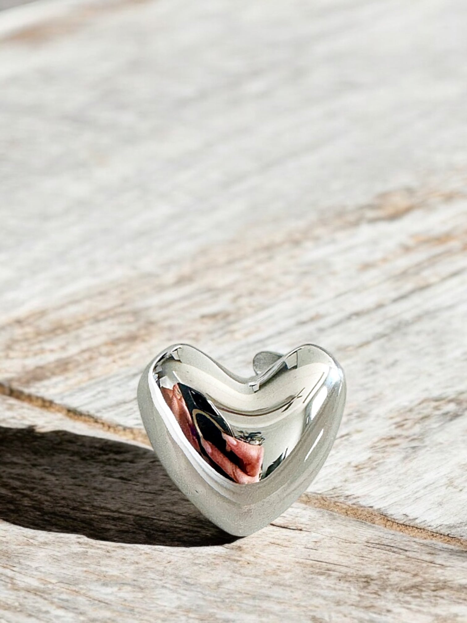 Puffy heart ring
